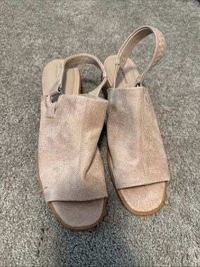 Lucky Brand Blush Pink Open-Toe Slingback Sandals